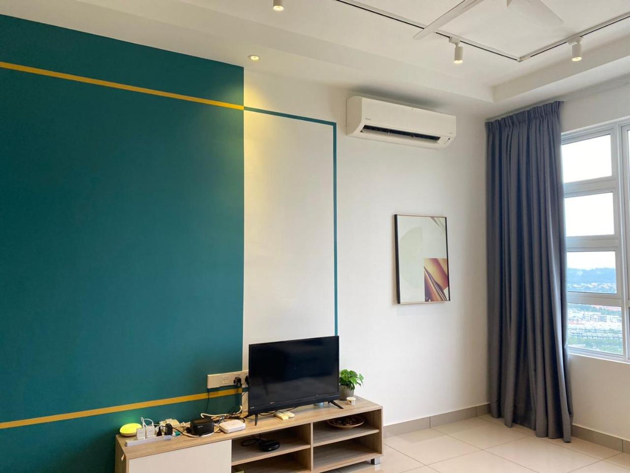 Alwafiqah Palmyra Condo 3 Bedroom- With Netflix & Wifi near Bangi, Kajang, Nilai,Putrajaya, KLIA photo 8