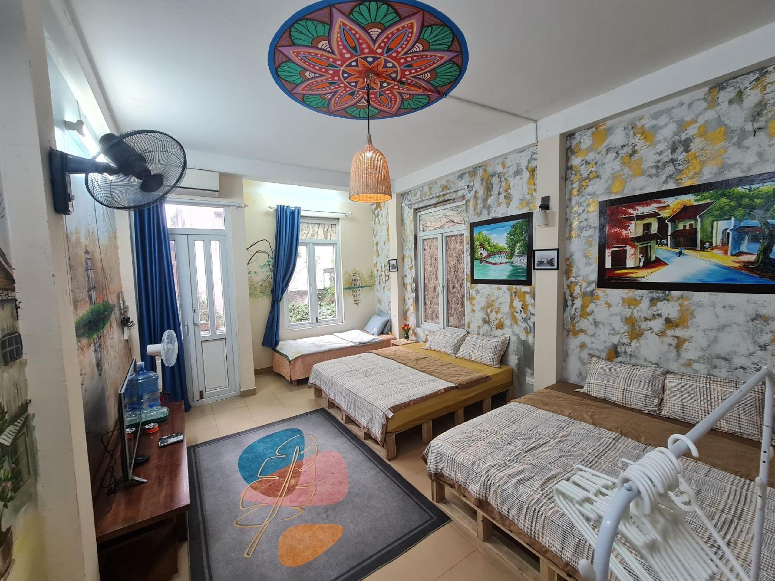 H2 Homestay Old Quarter automatic check inT2