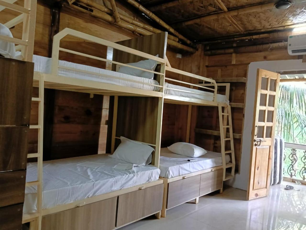 Jeet hostel and Stay Rooms