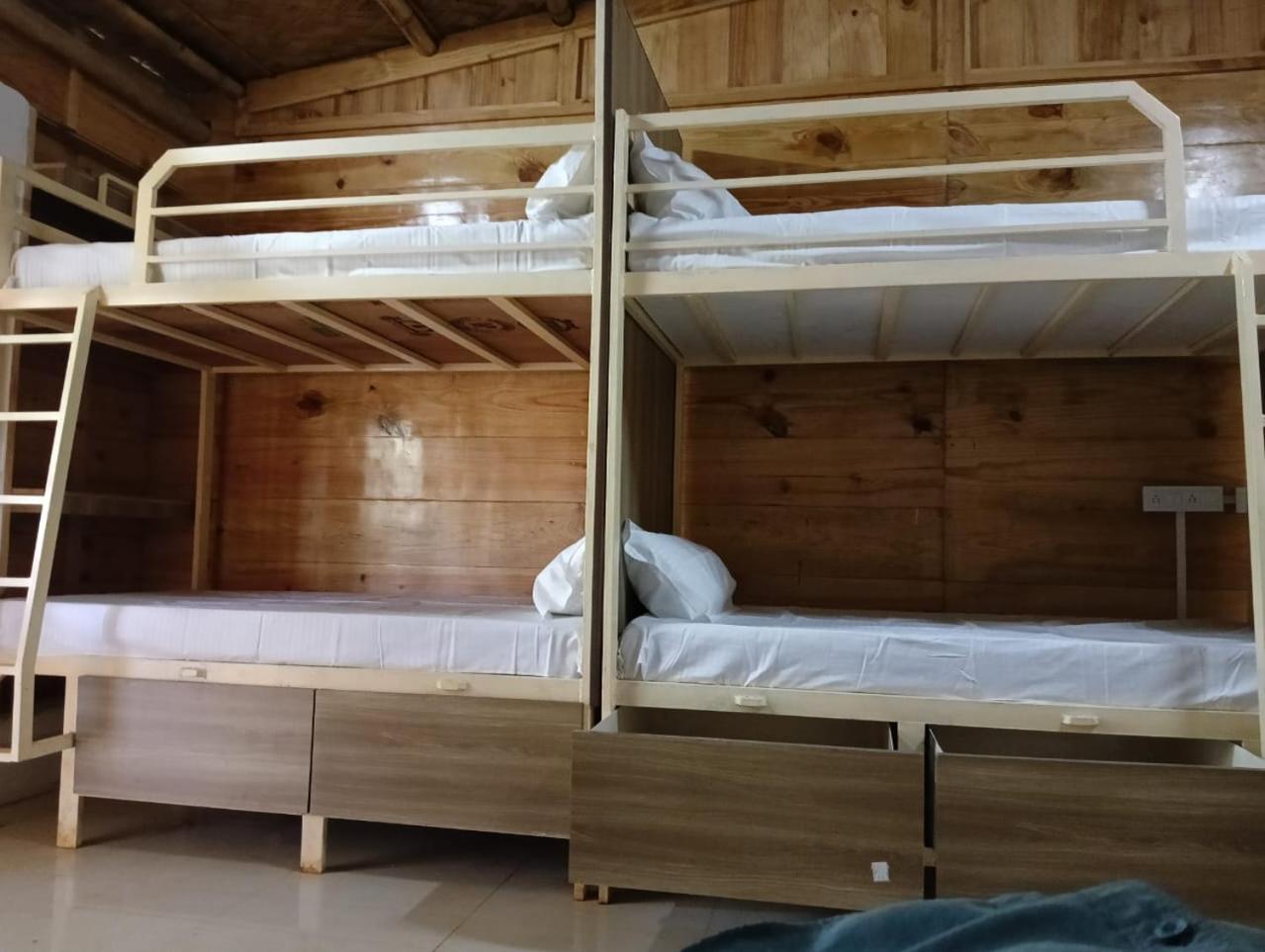 Jeet hostel and Stay Rooms