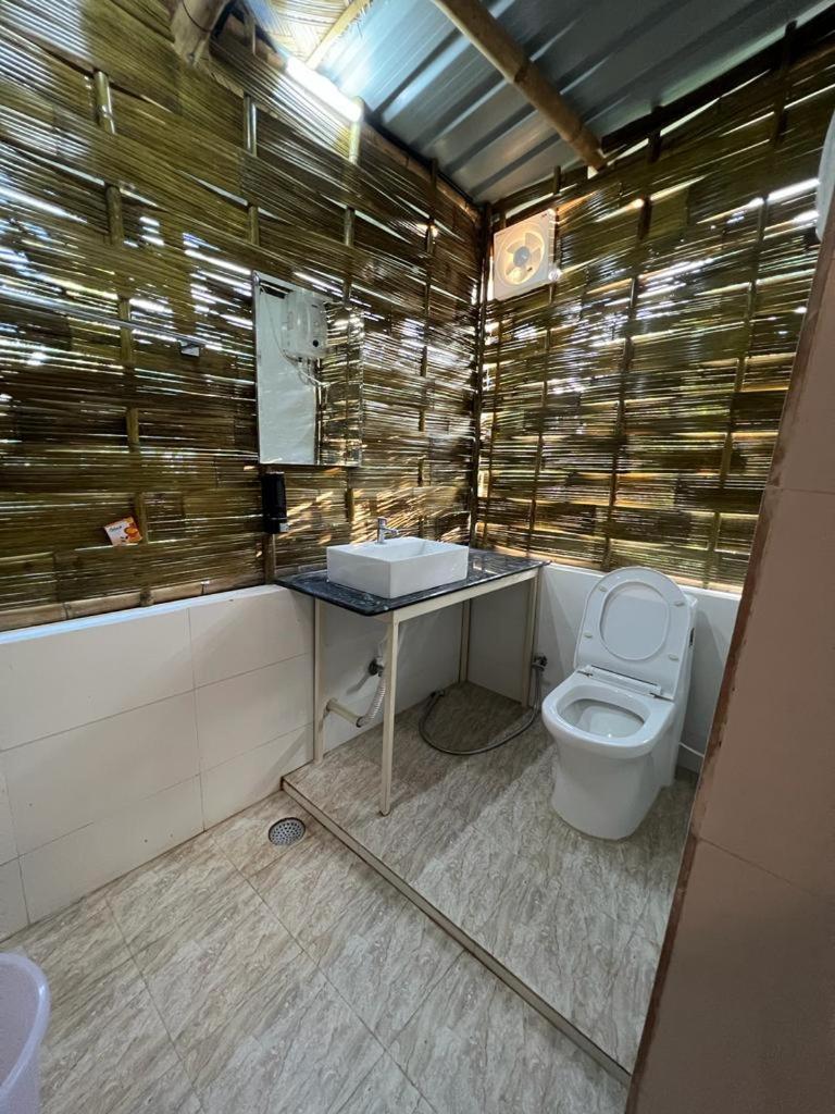 Jeet hostel and Stay Rooms
