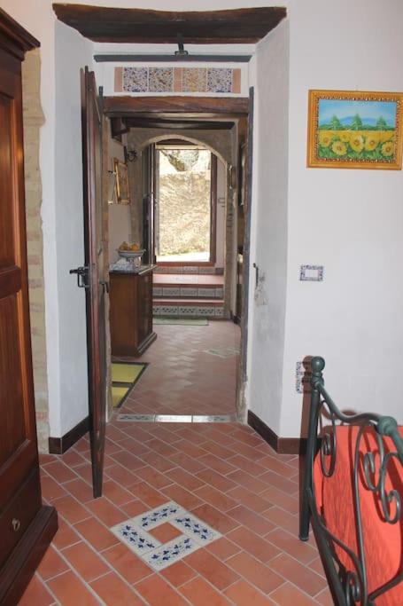 Appartamento borgo medioevale Rosa del Castello view 4