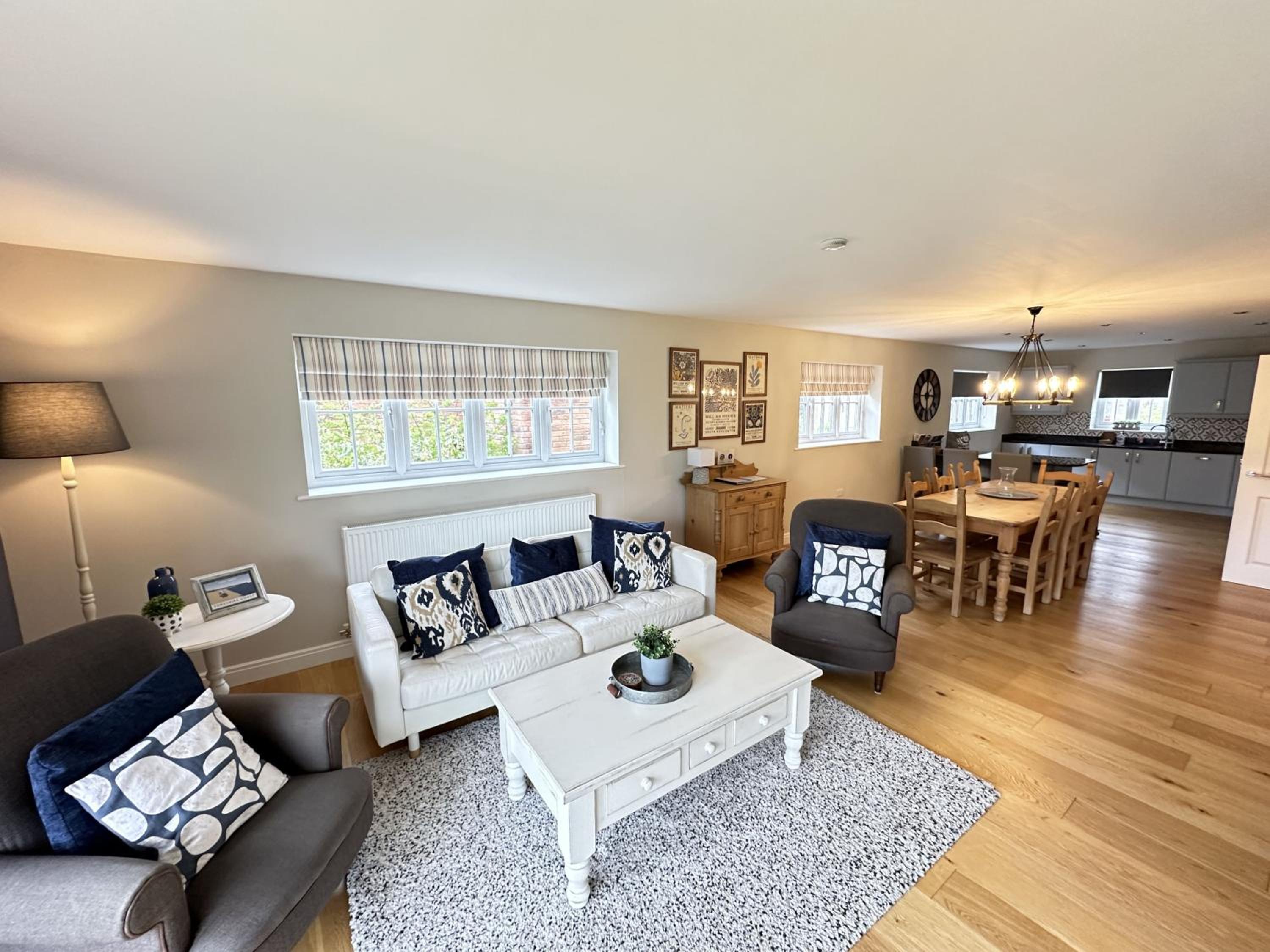 Ocean Retreat - Part of the The Bay Filey Holiday Village with pool, gym and direct beach access, pub, restaurant, tennis and meadows walks