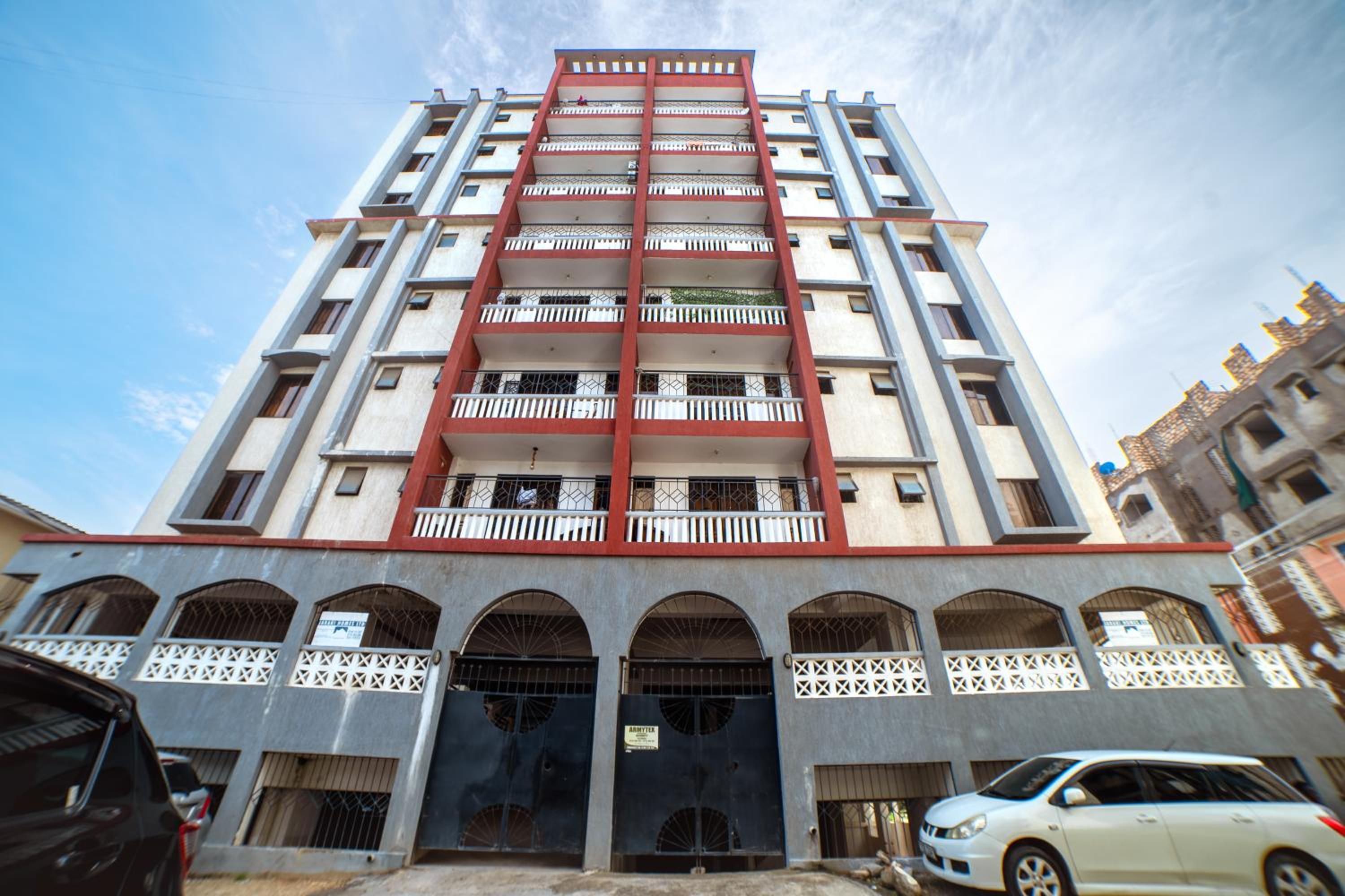 JAMAKI Hospitality