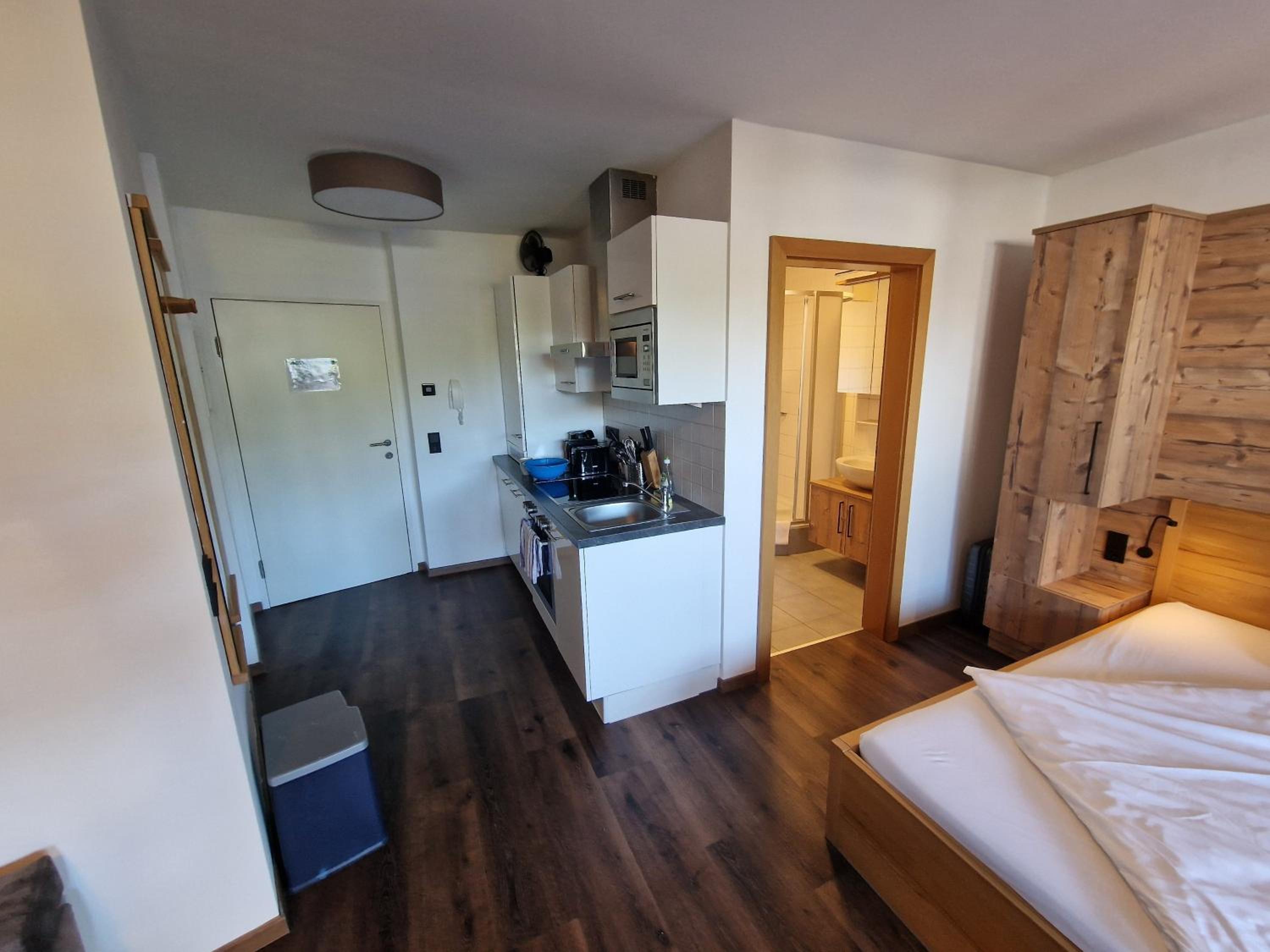 Adler Kaprun, Golf 'n' Ski and Mountain Biking.