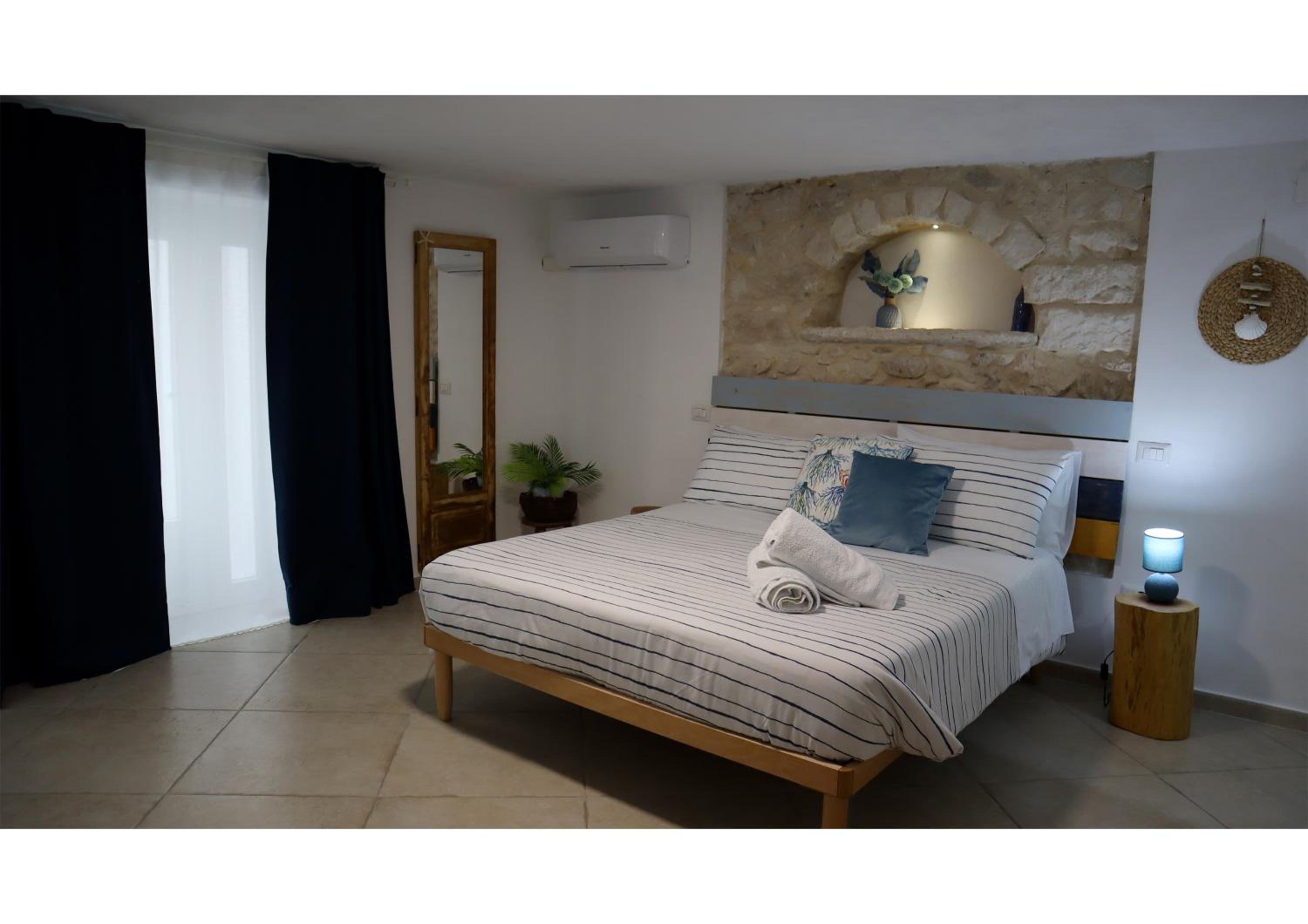 CASA COTA en Mattinata — bedroom