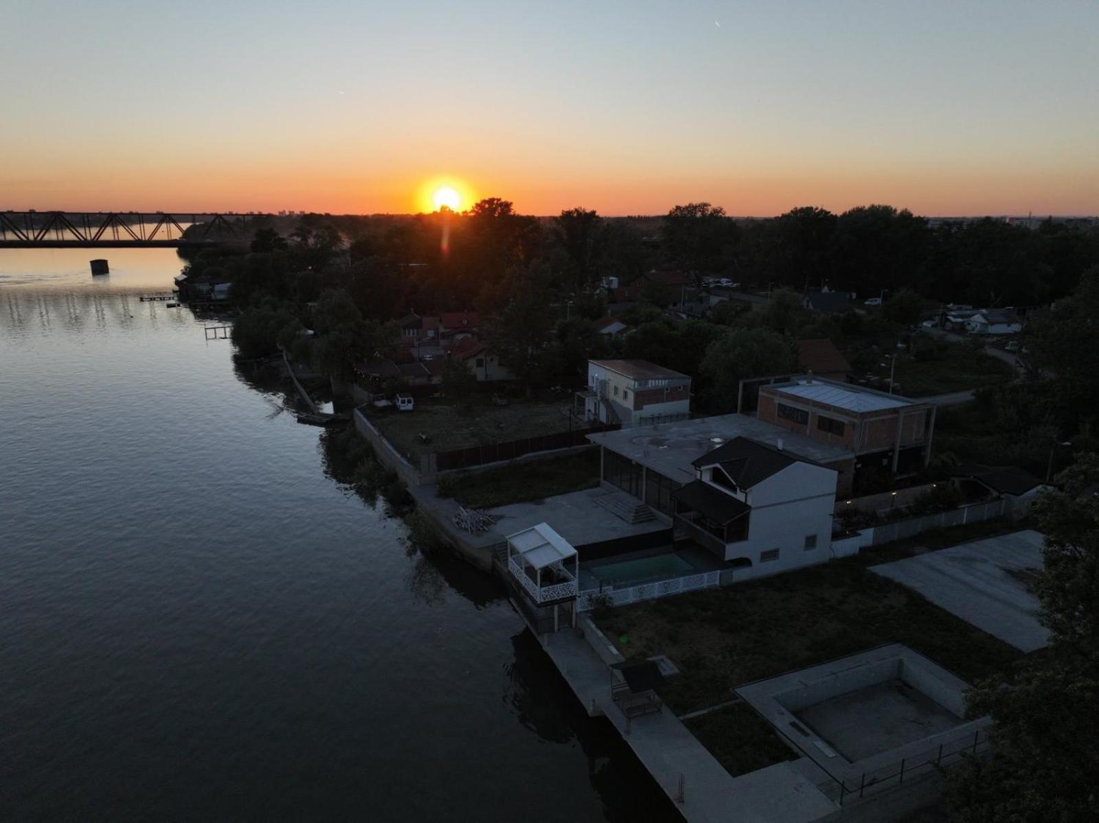 Belgrade River House
