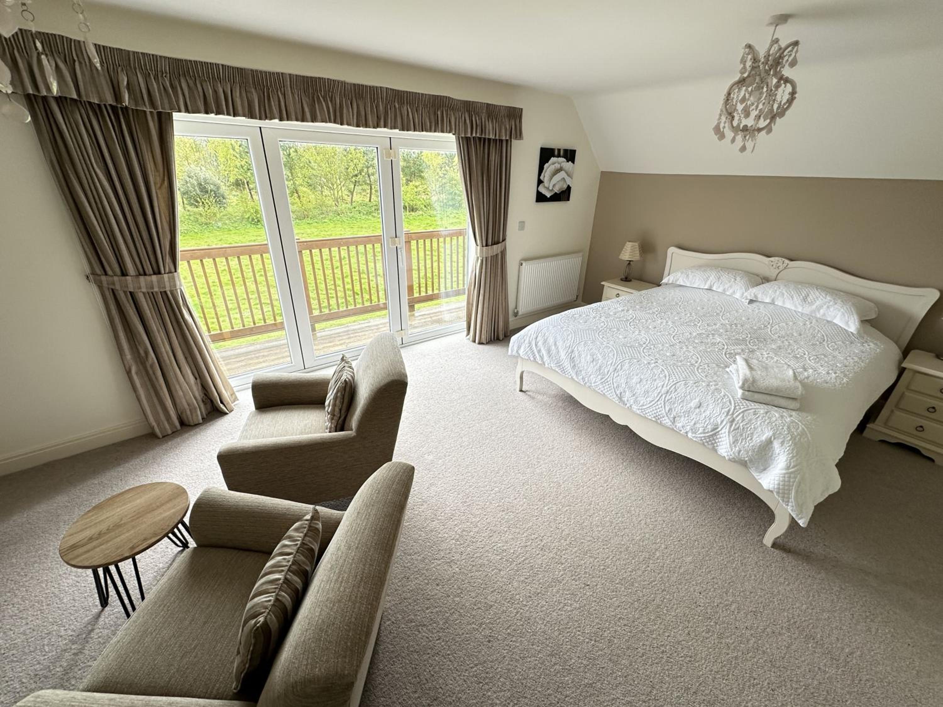 Pastures View - Part of the The Bay Filey Holiday Village with pool, gym and direct beach access, pub, restaurant, tennis and meadows walks