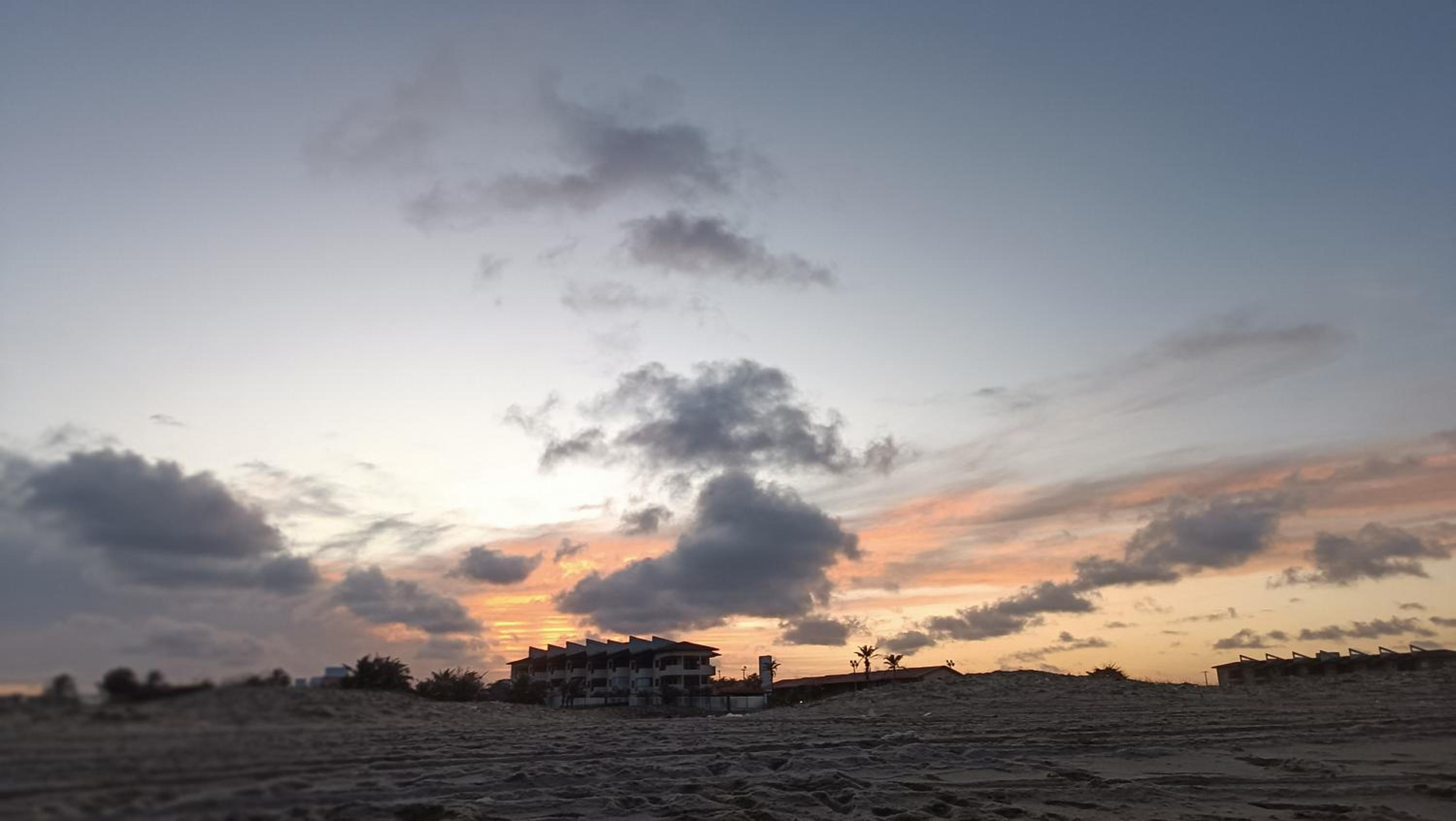 Flat Malua - Apartamento Pé Na Areia Com Vista Mar Taíba-CE