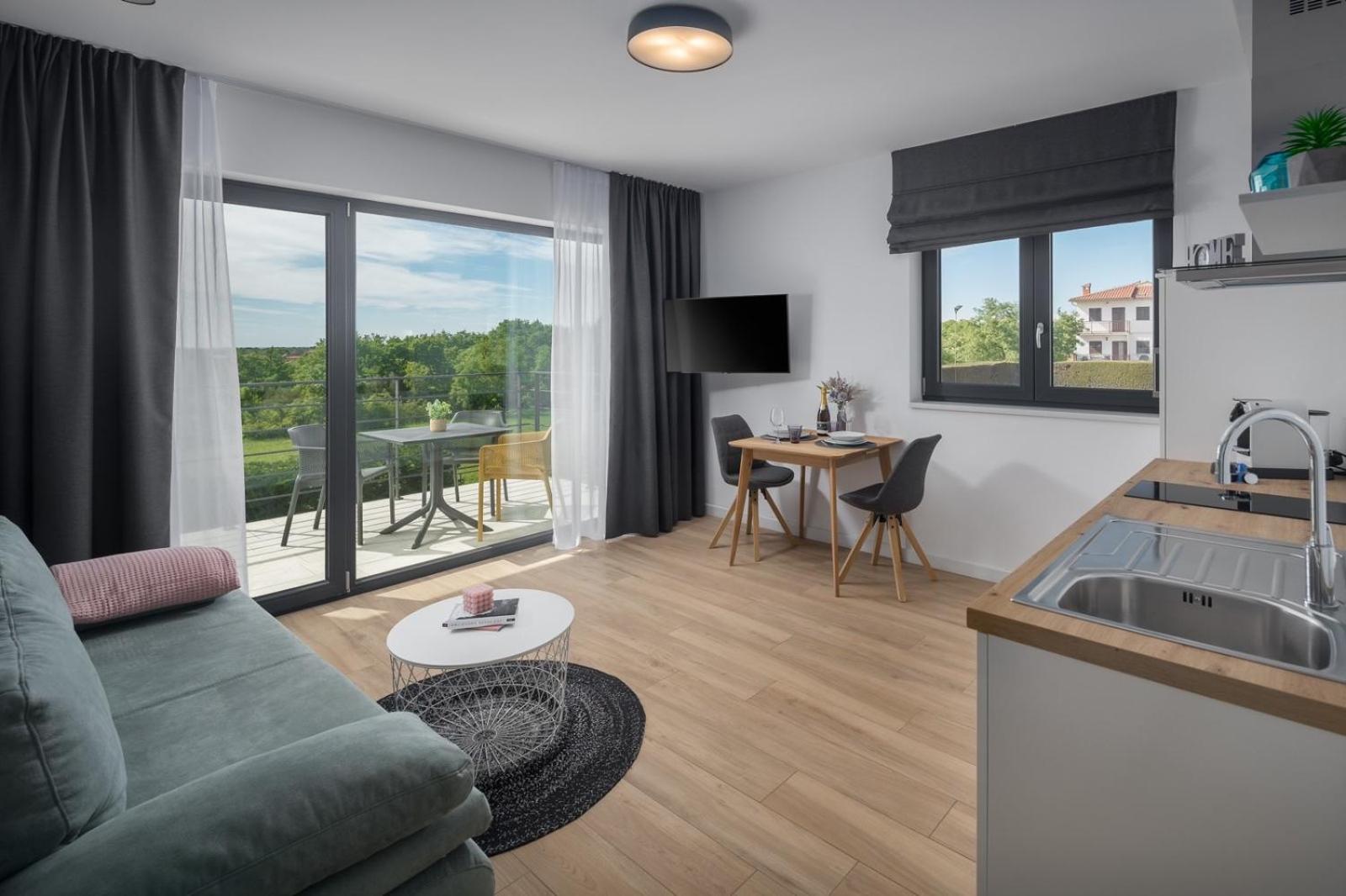 Lana Premium Residence view 3