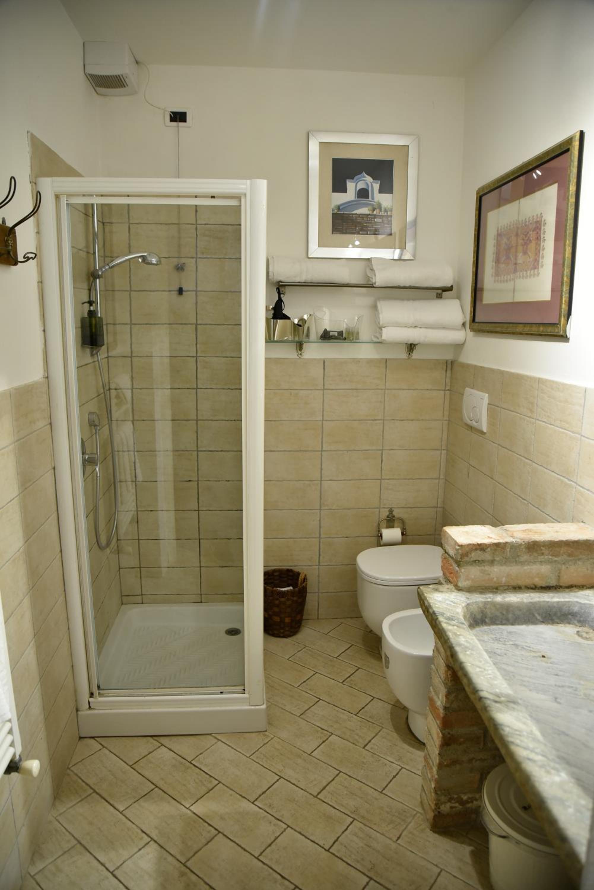 Photo 45