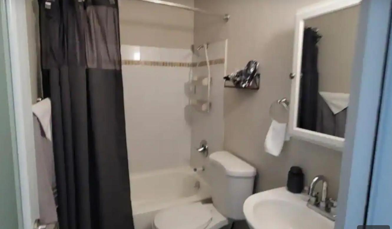 Spacious family getaway view 5