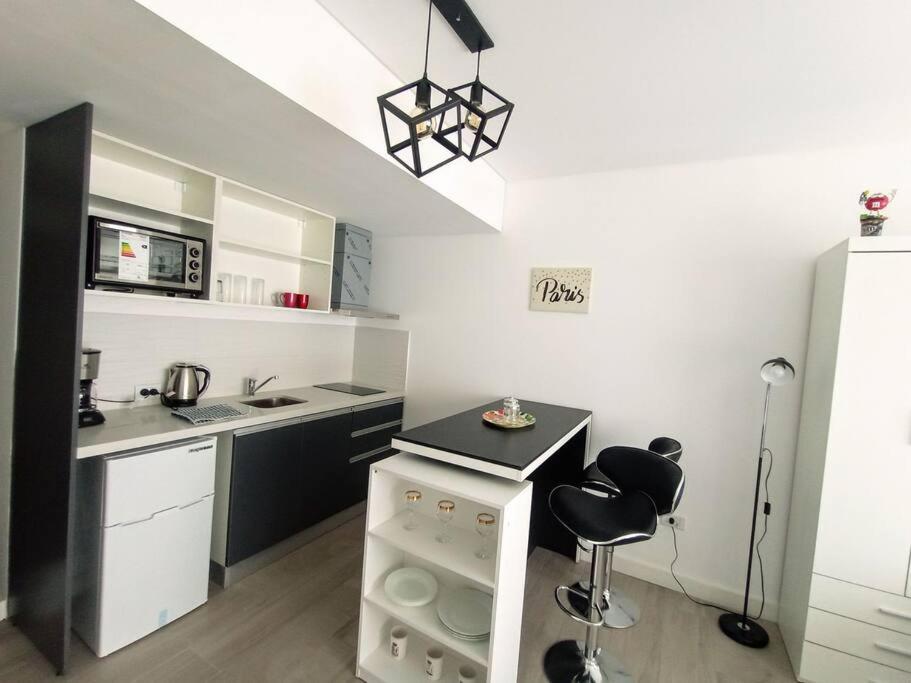 Beautiful Beautiful brand-new studio apartment