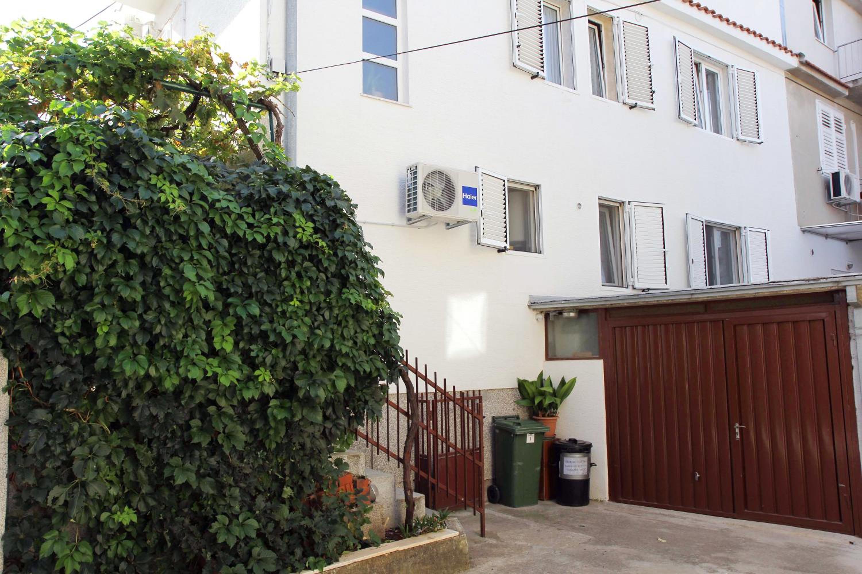 Apartments J&R Babara