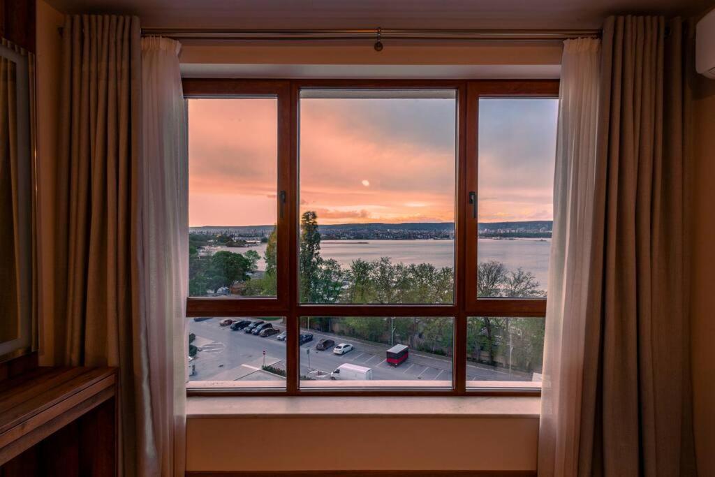 Marina Varna Apartment-2BDR at South Bay Complex