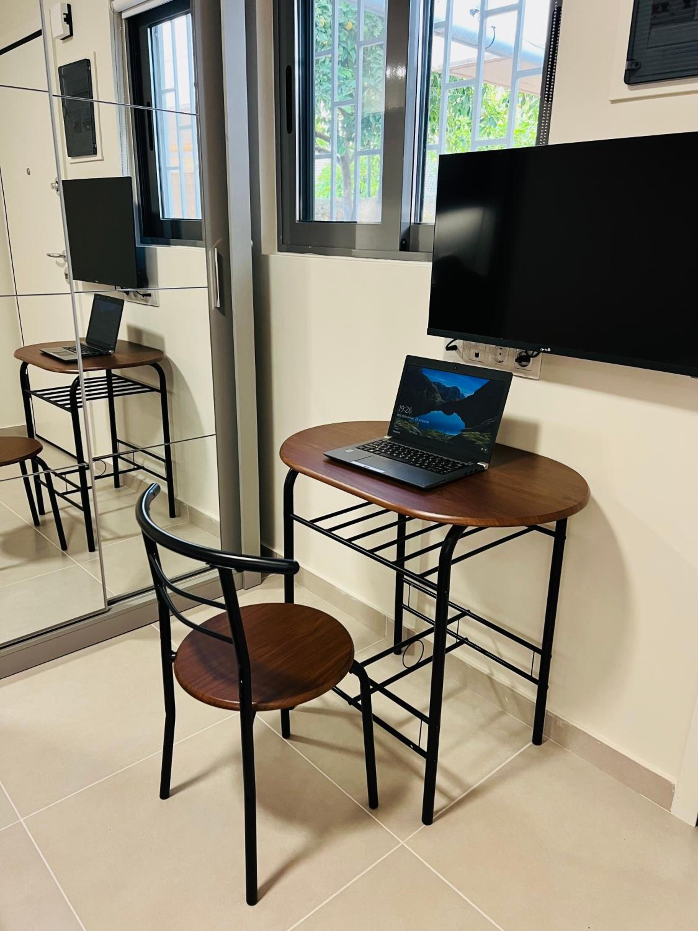Modern studio in Elliniko 5 mins from metro