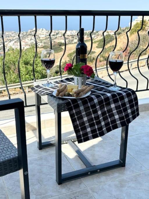 Villa Chara Spectacular panoramic views!