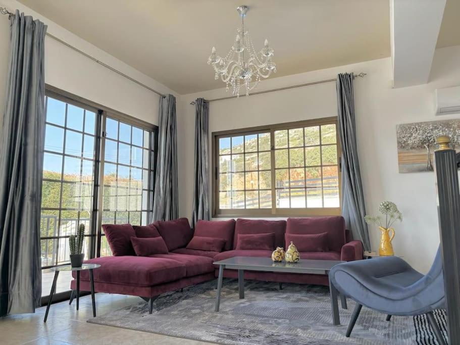 Villa Chara Spectacular panoramic views!