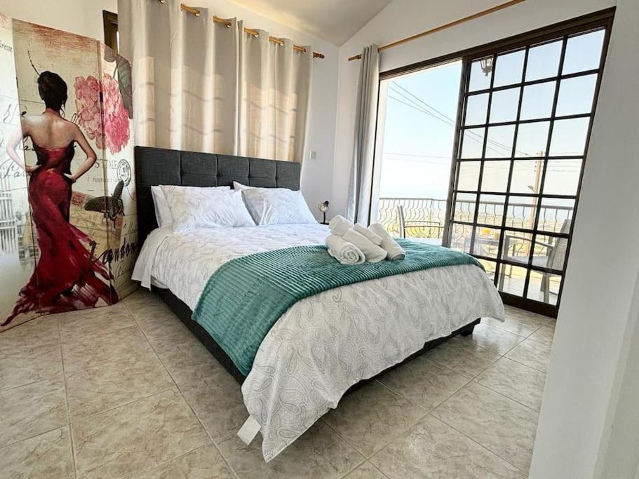Villa Chara Spectacular panoramic views!