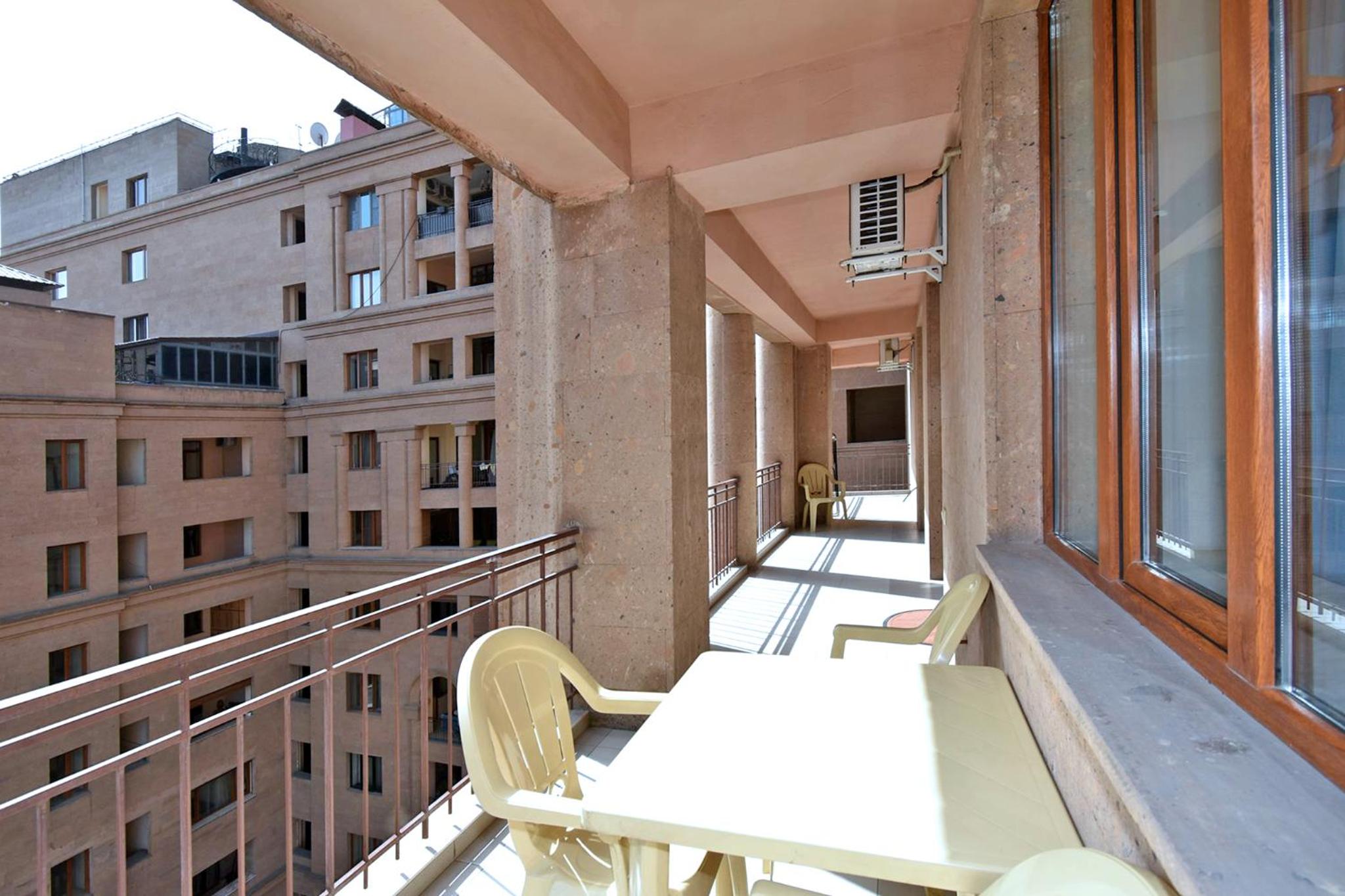 Bright 2 Bedroom Apartment Mayrig Building, with nice Balcony View, near Republic Square