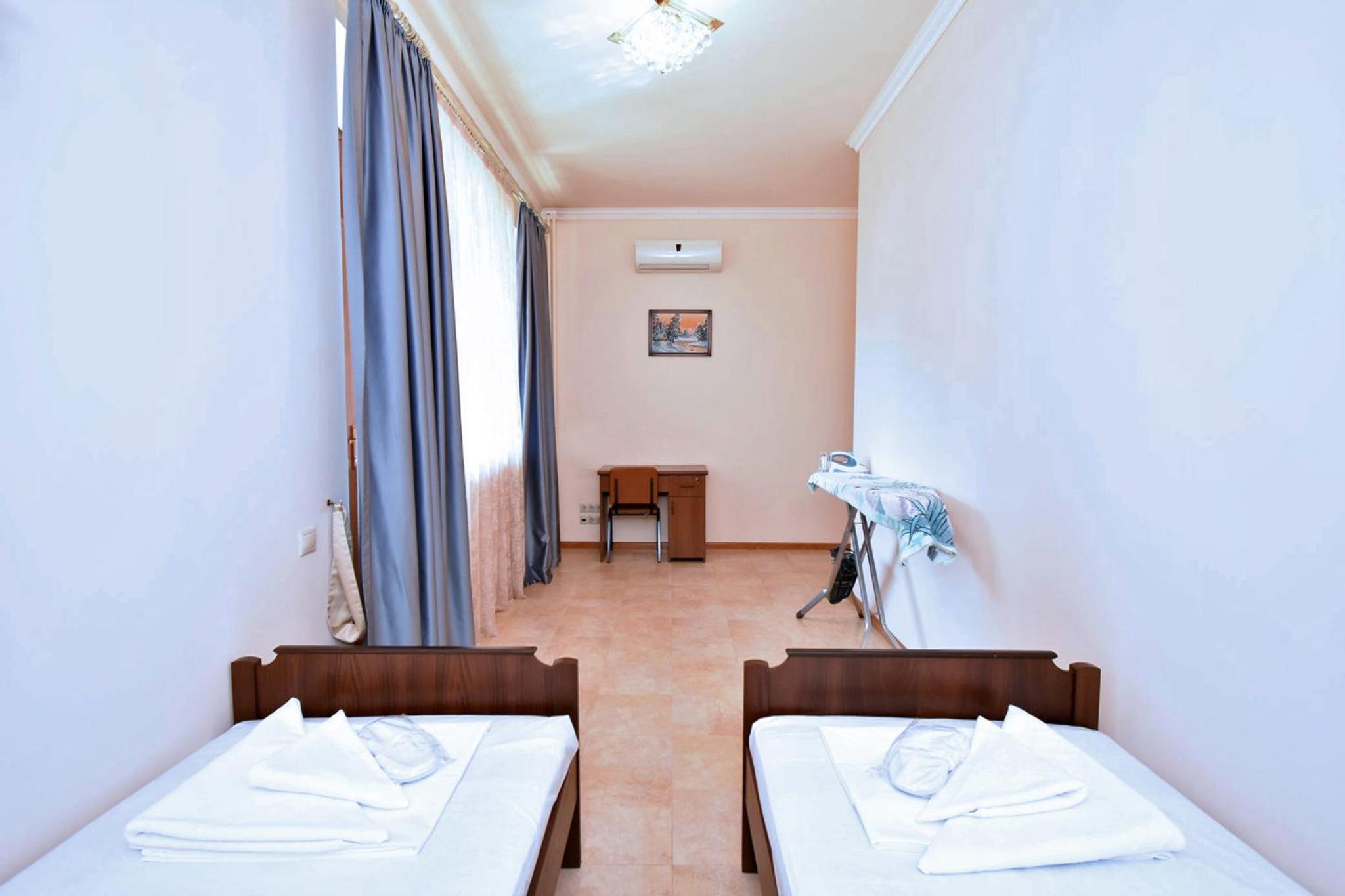 Bright 2 Bedroom Apartment Mayrig Building, with nice Balcony View, near Republic Square