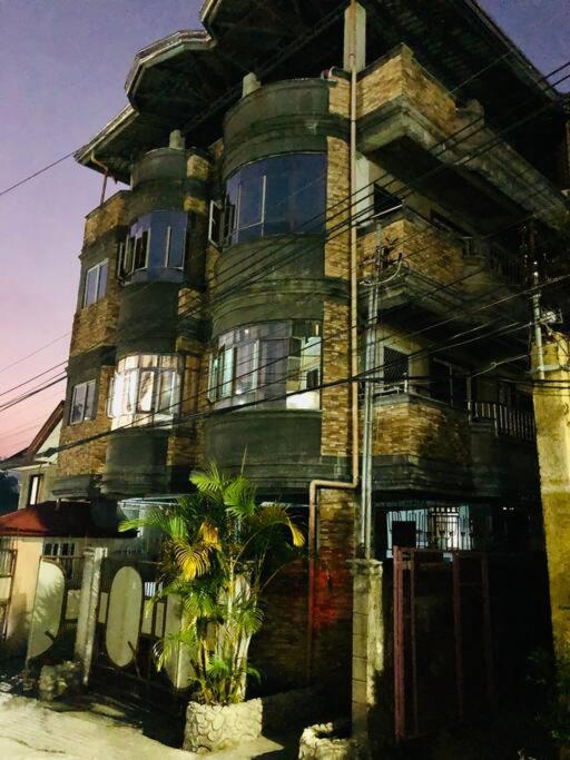 Baguio City Cozy Home Free Fibre Wi-Fi Netflix view 3
