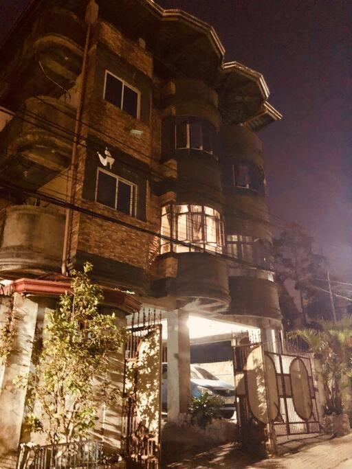 Baguio City Cozy Home Free Fibre Wi-Fi Netflix view 5