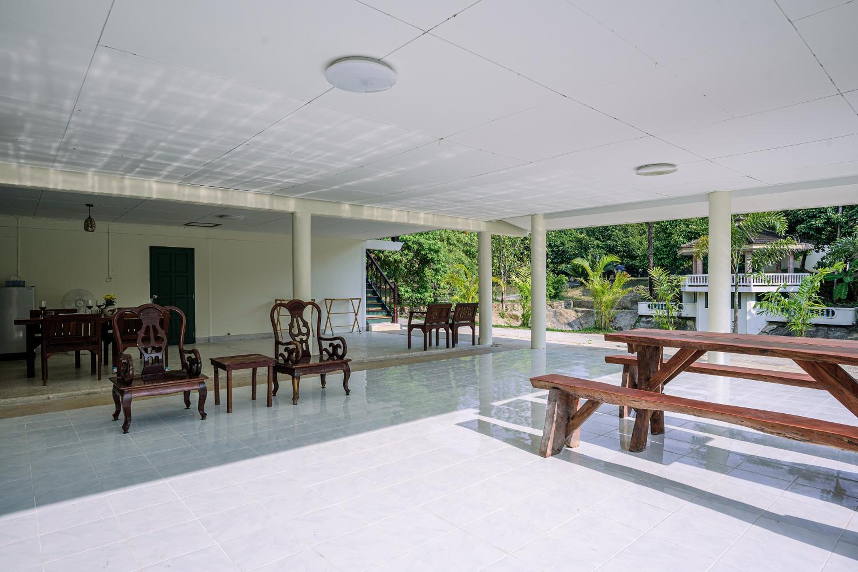 Bann Mangkud Khaolak