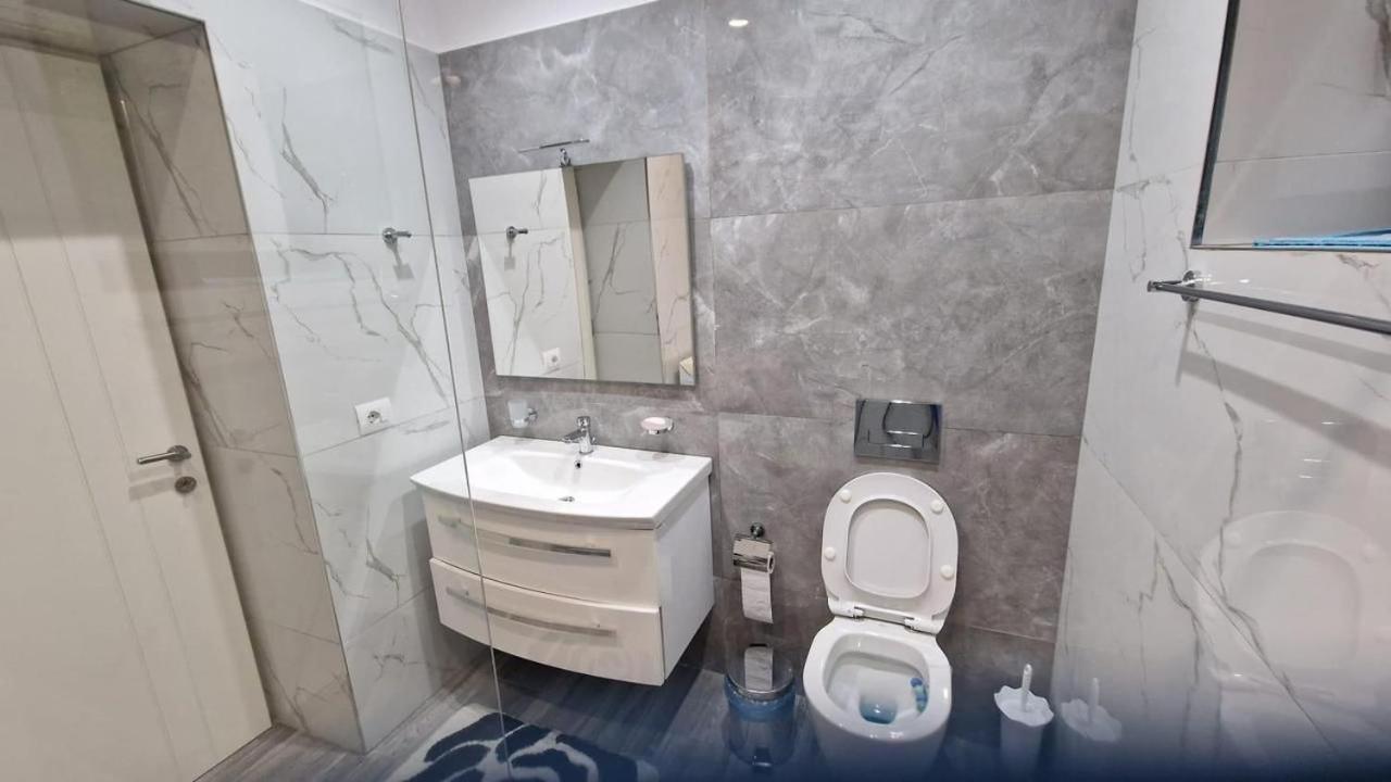 Vitamine Luxury Apartments 2