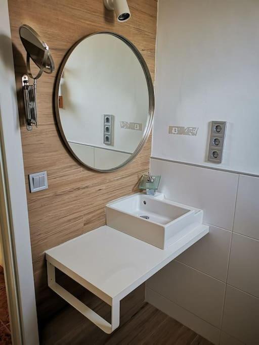 COMFORTABLE & NICE APARTMENT SEVILLE
