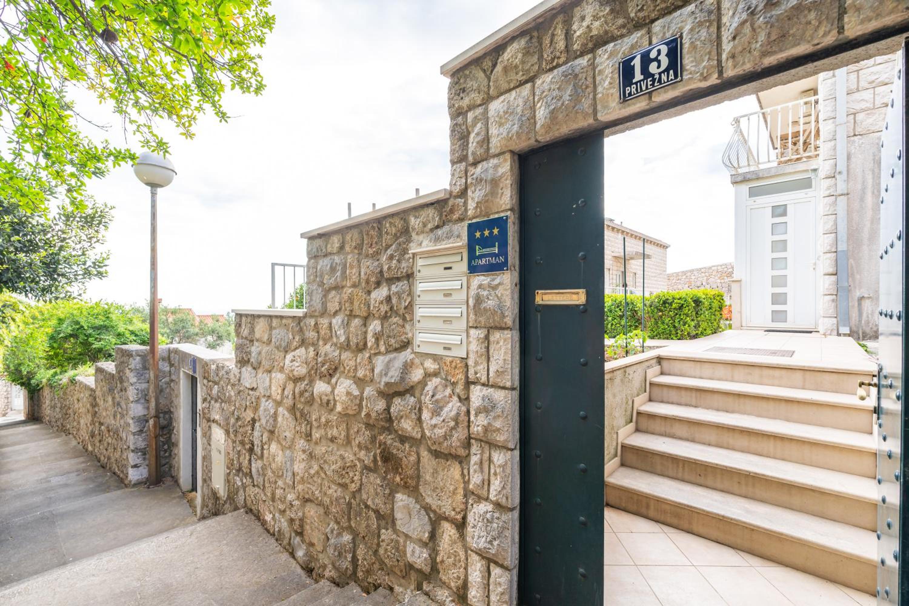 Apartment Srecko