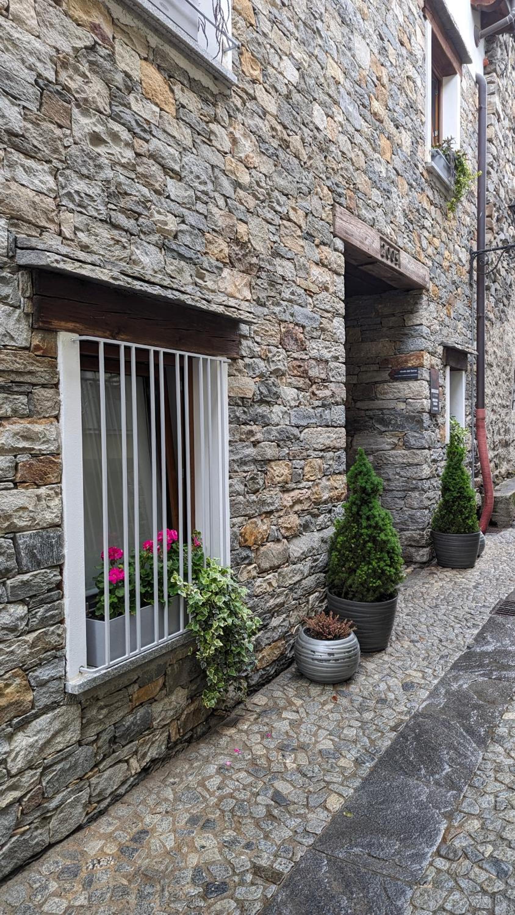 LA VIA DEL SALE accommodations holidays view 5