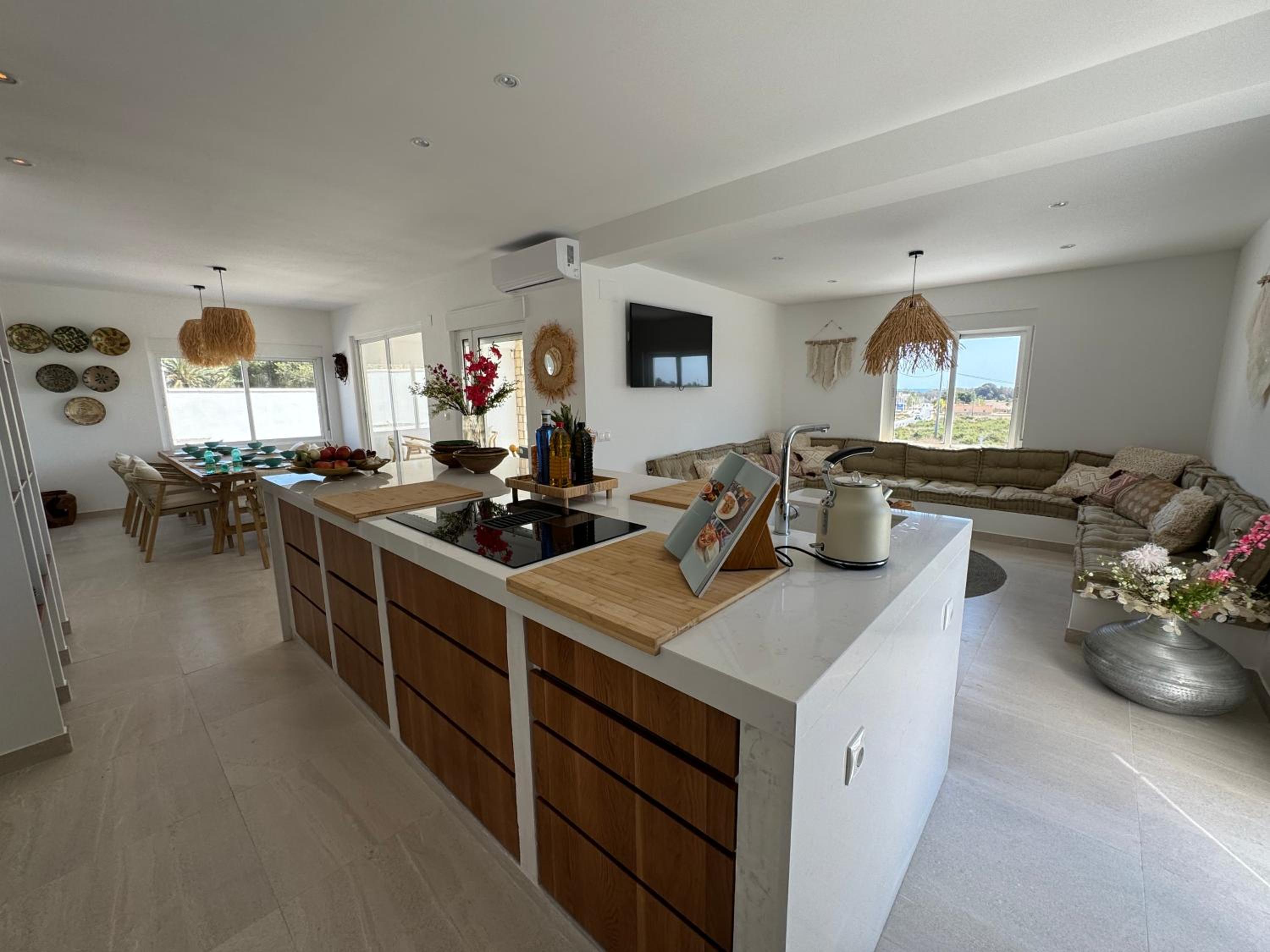 Beach house La Marina