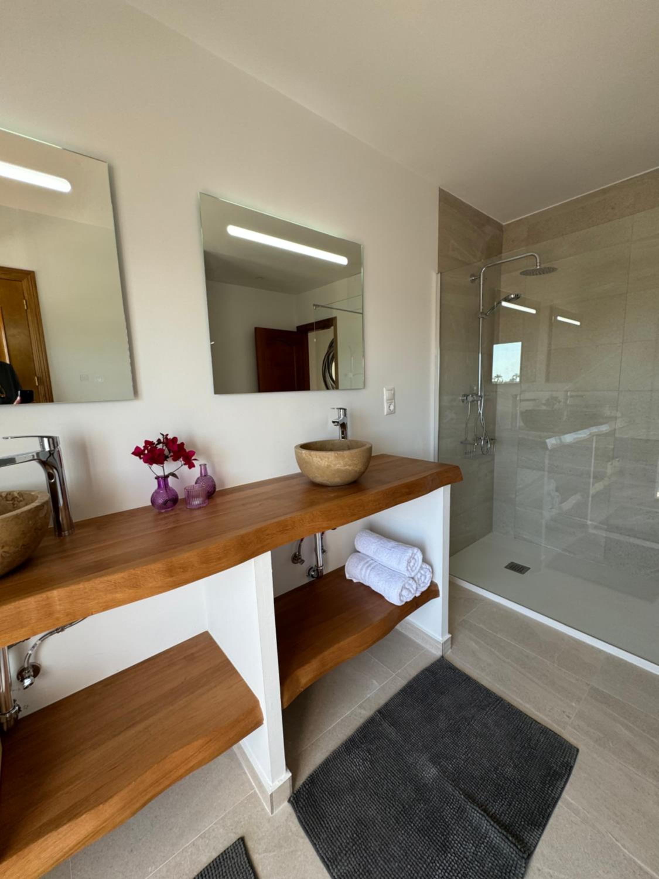 Beach house La Marina
