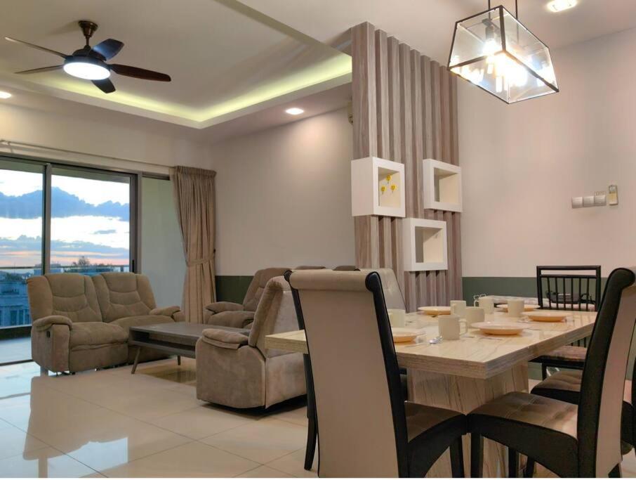 L Homestay THE LOFT IMAGO Spacious House Big Family