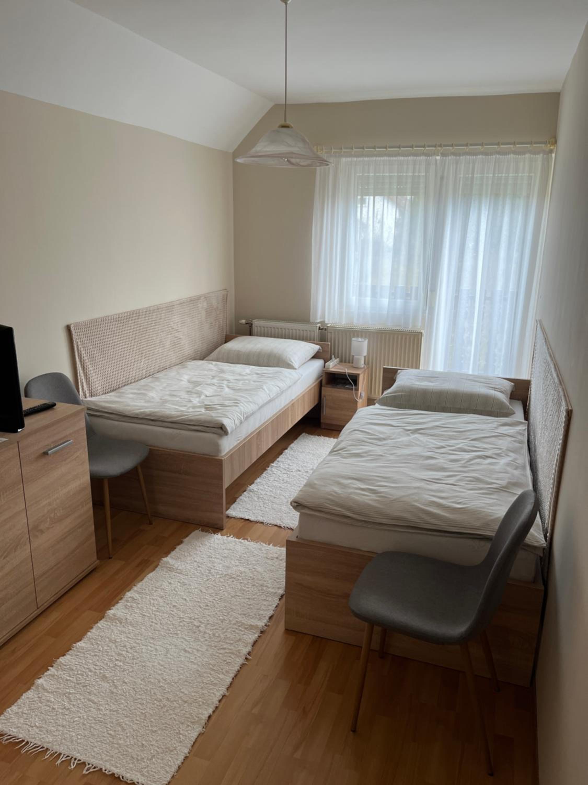 Photo 26