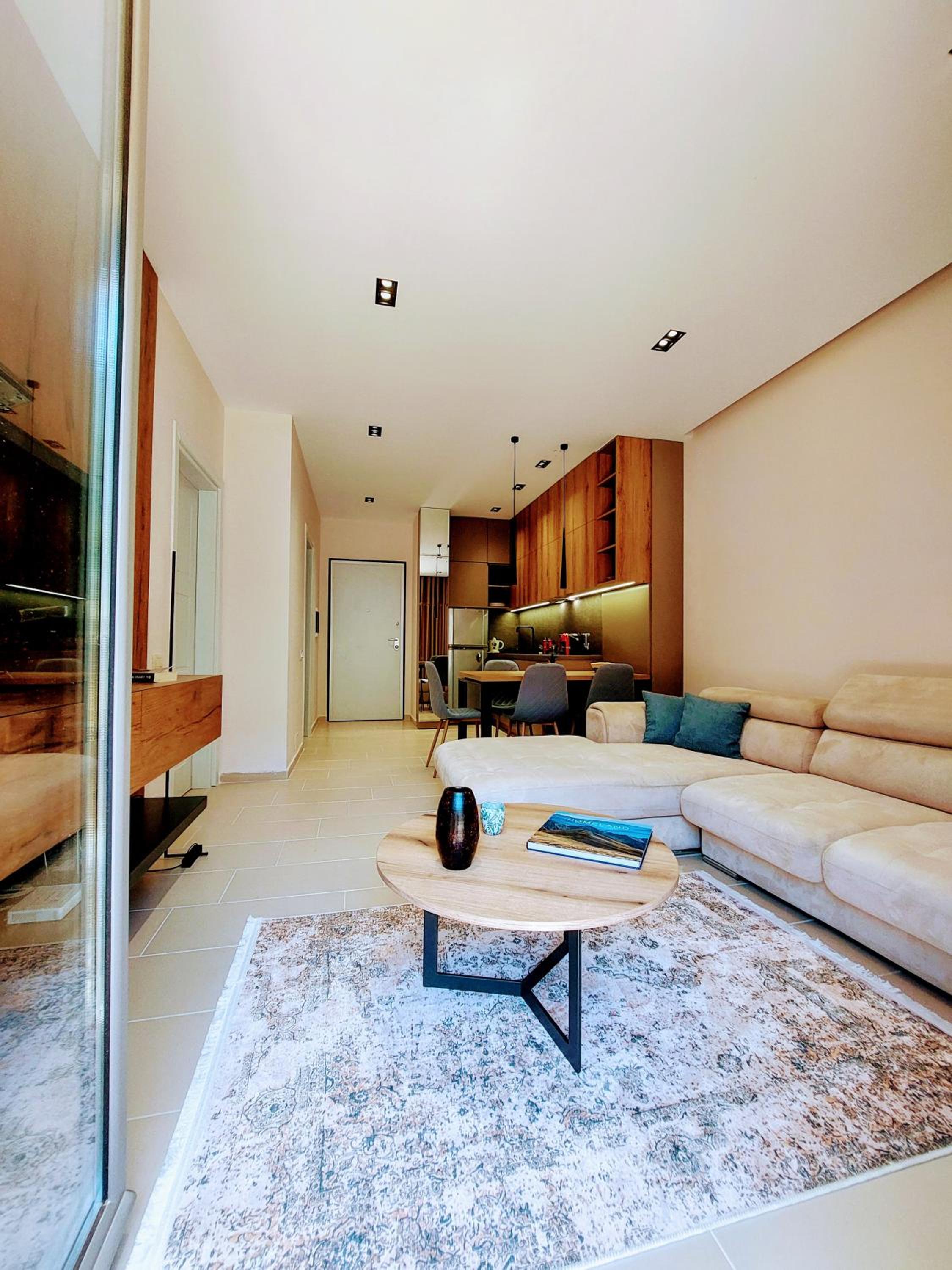 Sea Song Luxury Apartment in Diamond Hill