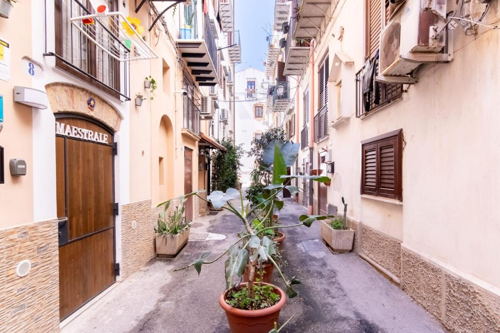Talìa - Central and Elegant Suites in the Heart of Palermo view 2