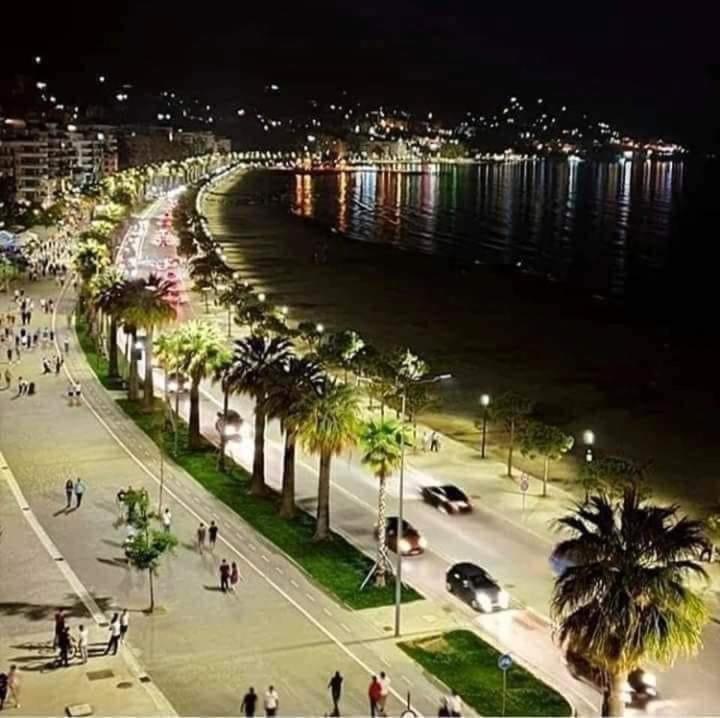 Sea Song Luxury Apartment in Diamond Hill