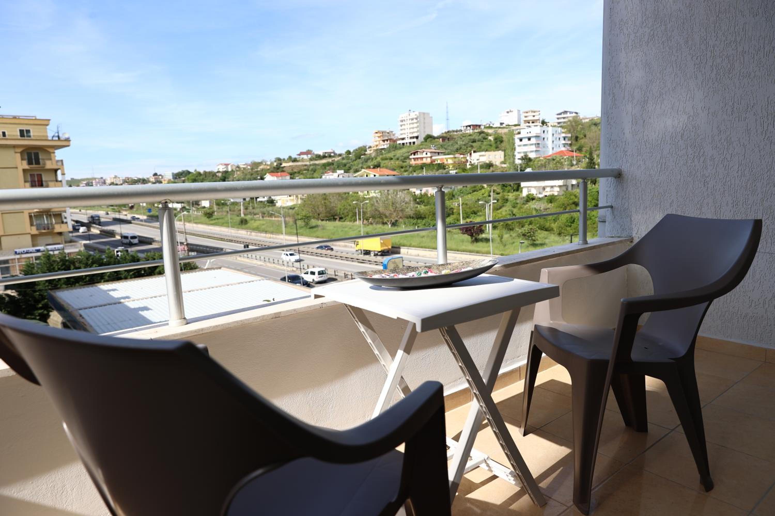 AMEL Deluxe Apartment