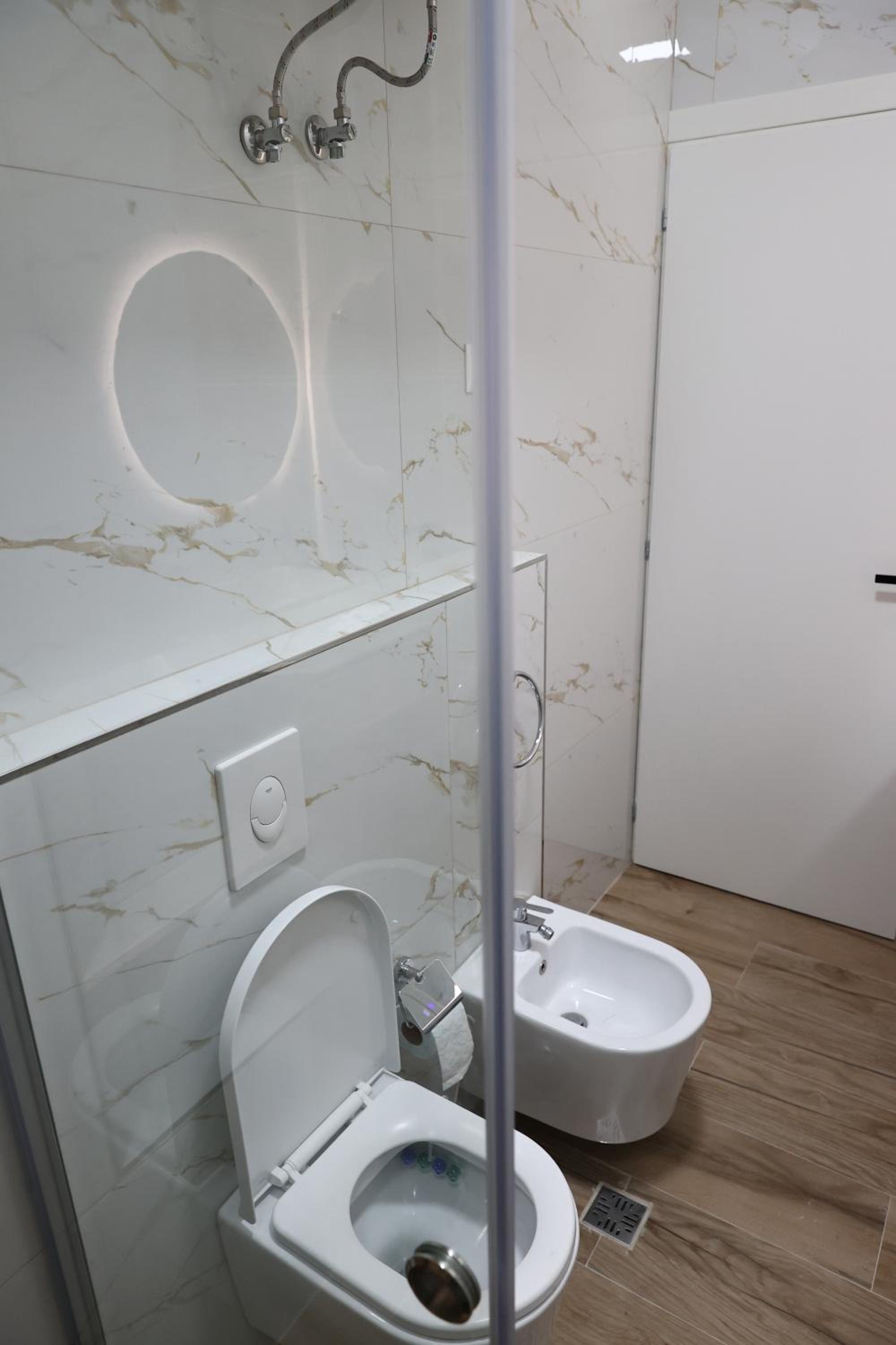 AMEL Deluxe Apartment
