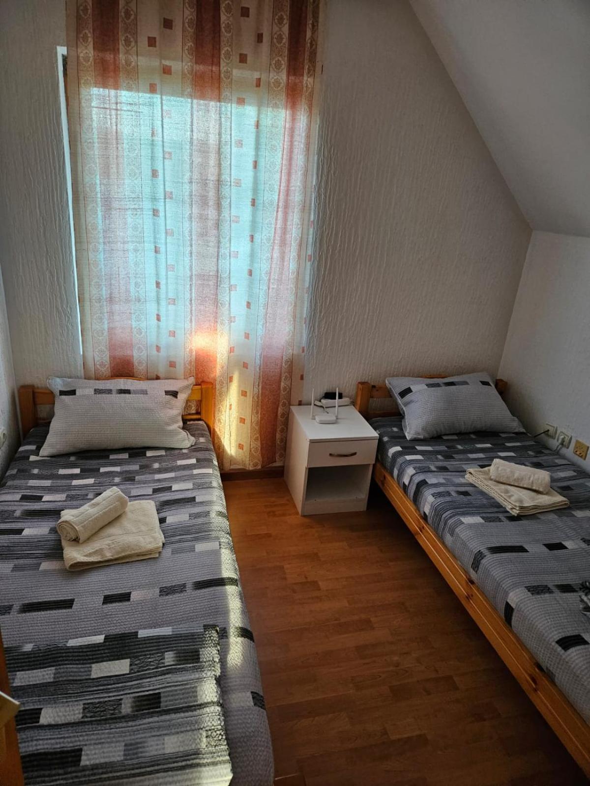Villa Nesh