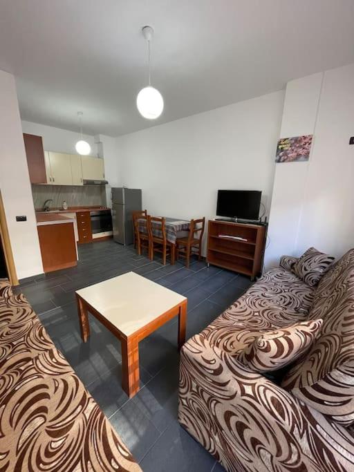 Fresh Beach Side Apartment