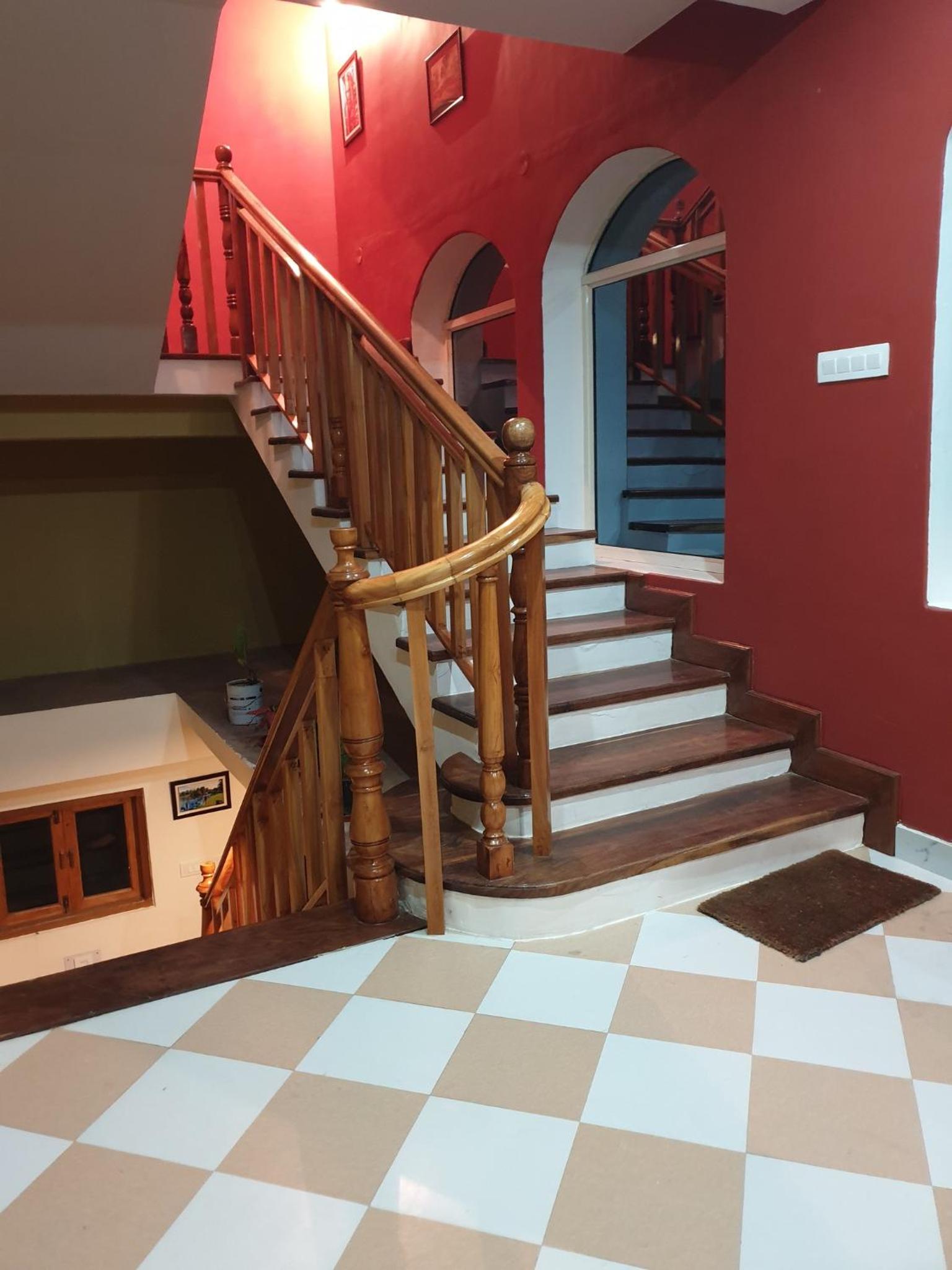 Naldehra House