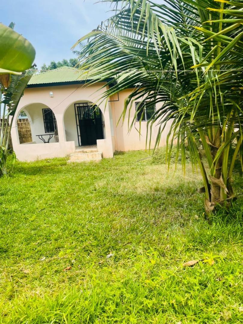 Good Vibes Guesthouse
