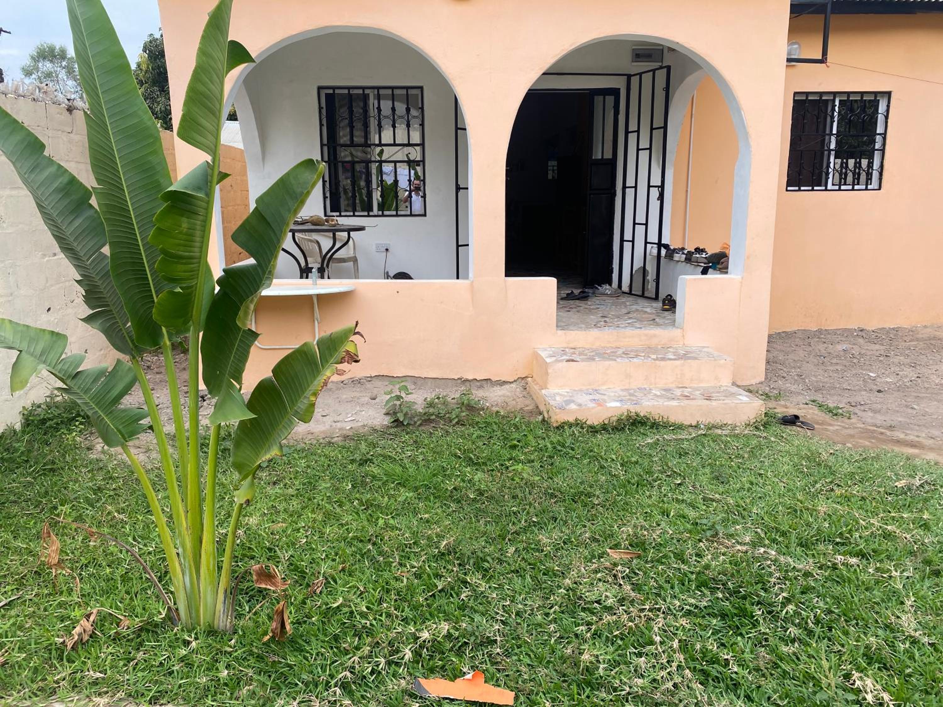 Good Vibes Guesthouse