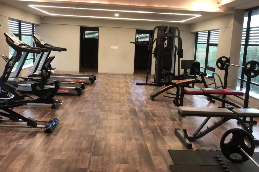 Corporate Penthouse At Fortune Serenity with Sky Orbit + Gym + Swimming pool view 4
