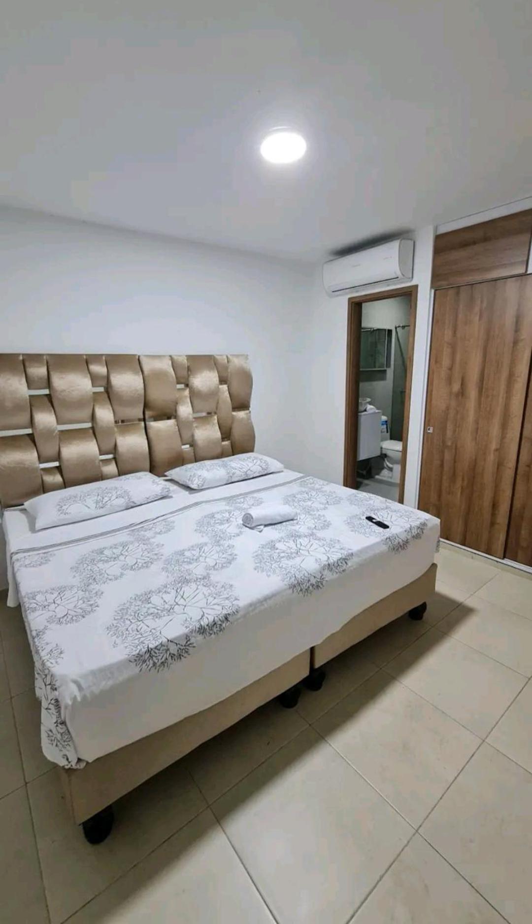 Apartamentos la flora