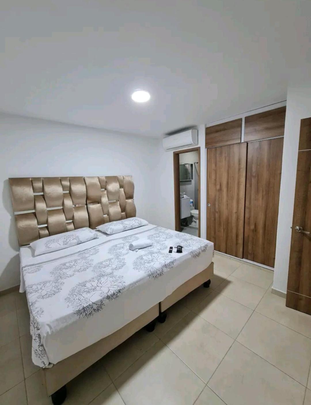 Apartamentos la flora