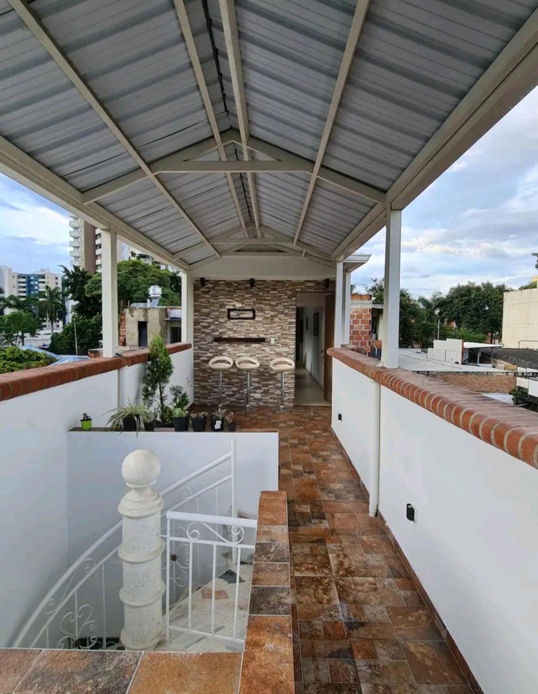 Apartamentos la flora